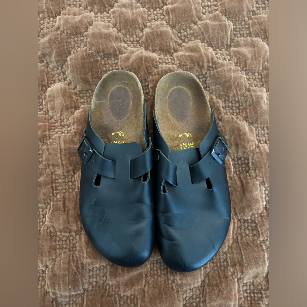 Black Boston leather shoes